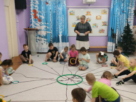 "Я ребёнок, я имею право" "Я ребёнок, я имею право".